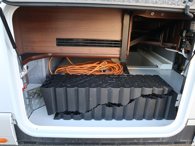 Carthago Chic E Line I 51 QB 2021 A Class - Large 9