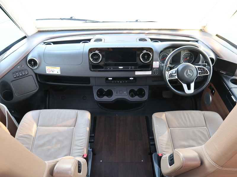 Carthago Chic E Line I 51 QB 2021 A Class - Large 15