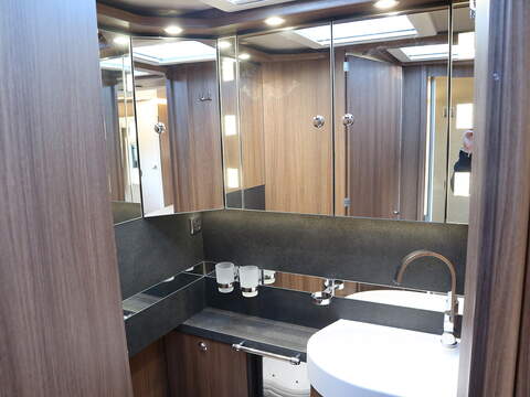 Carthago Chic E Line I 51 QB A Class - U2484