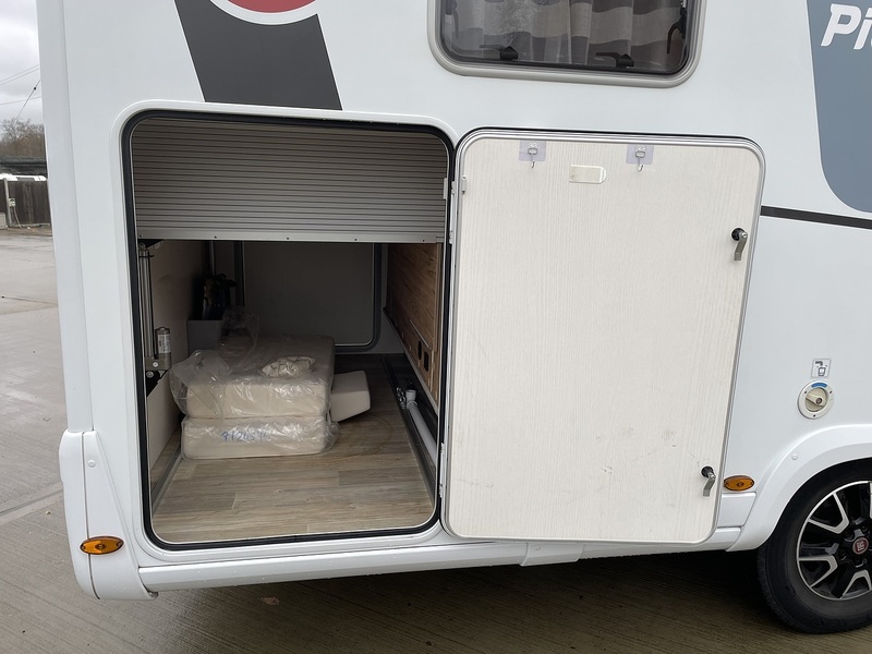 Pilote P740 FC Sensation 2020 Motorhome - Large 23