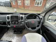 Pilote P740 FC Sensation 2020 Motorhome5