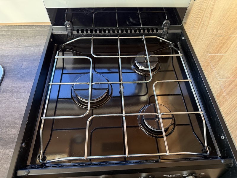 Bailey Pursuit 400/2 2018 Caravan - Large 15