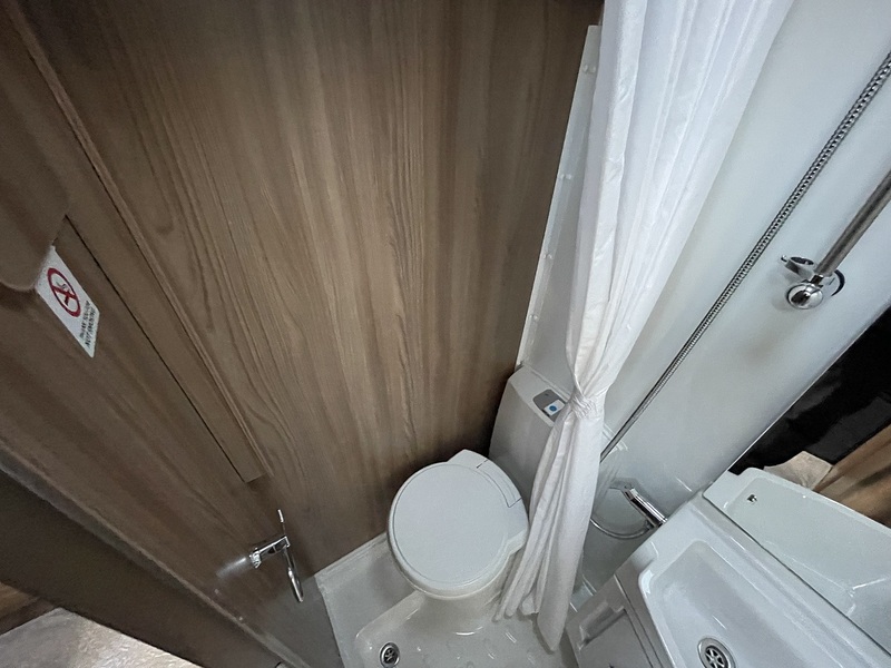 Swift Escape 674 2021 Motorhome - Large 21