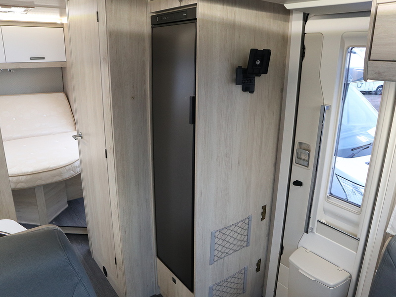 Autotrail F-Line F74 2024 Motorhome - Large 13