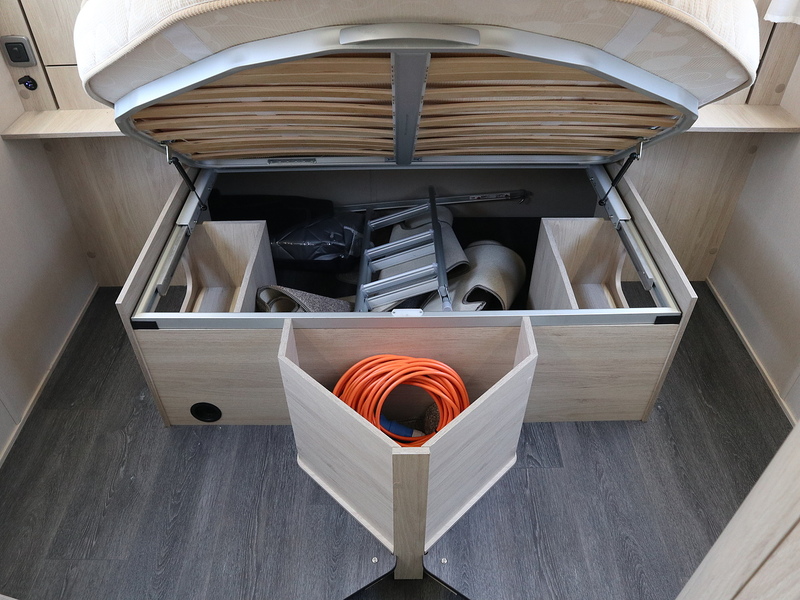 Autotrail F-Line F74 2024 Motorhome - Large 18