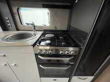 Swift Conquerer 480 2022 Caravan5