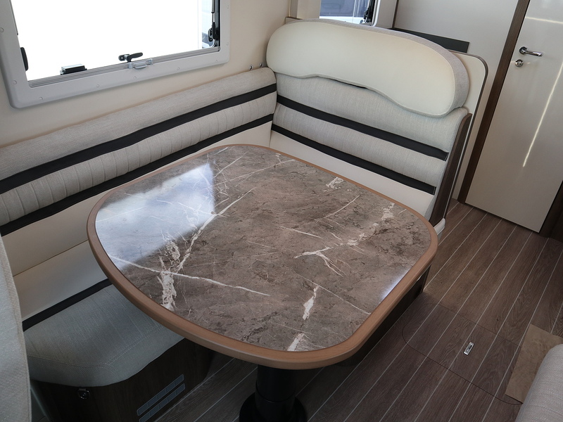 Rollerteam T-Line 590 2025 Motorhome - Large 8