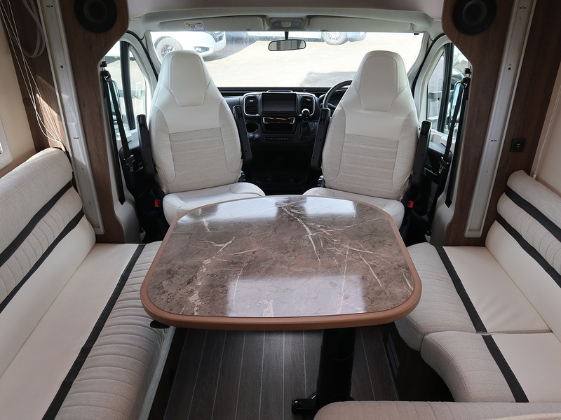 Rollerteam T-Line 590 2025 Motorhome - Large 10