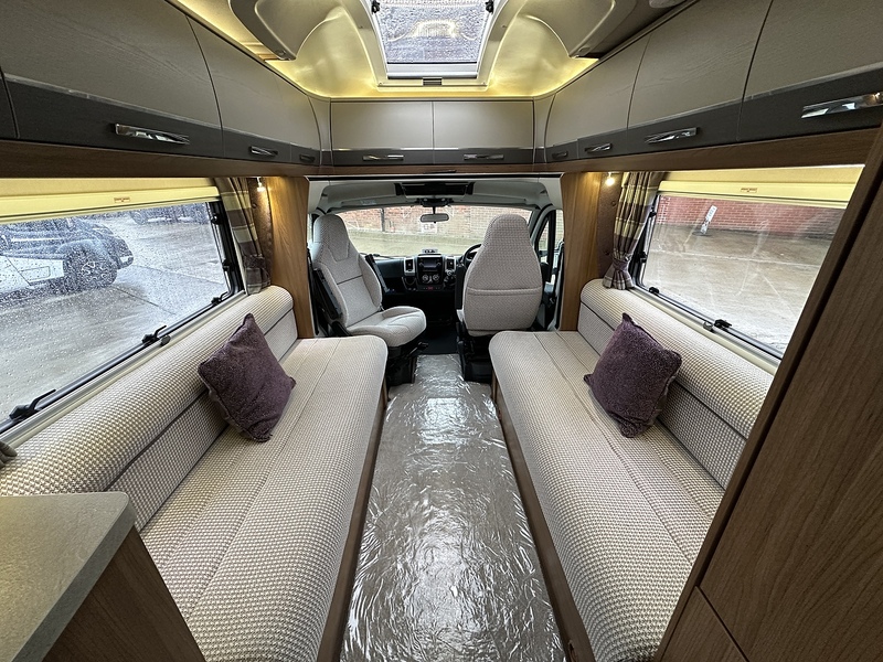 Autotrail Tracker EKS 2017 Motorhome - Large 3