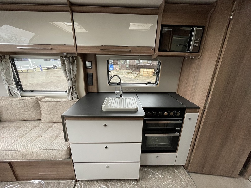 Bailey Unicorn Cabrera 2019 Caravan - Large 4