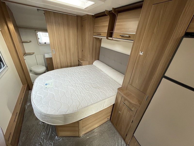 Bailey Unicorn Cartagena 2017 Caravan - Large 12