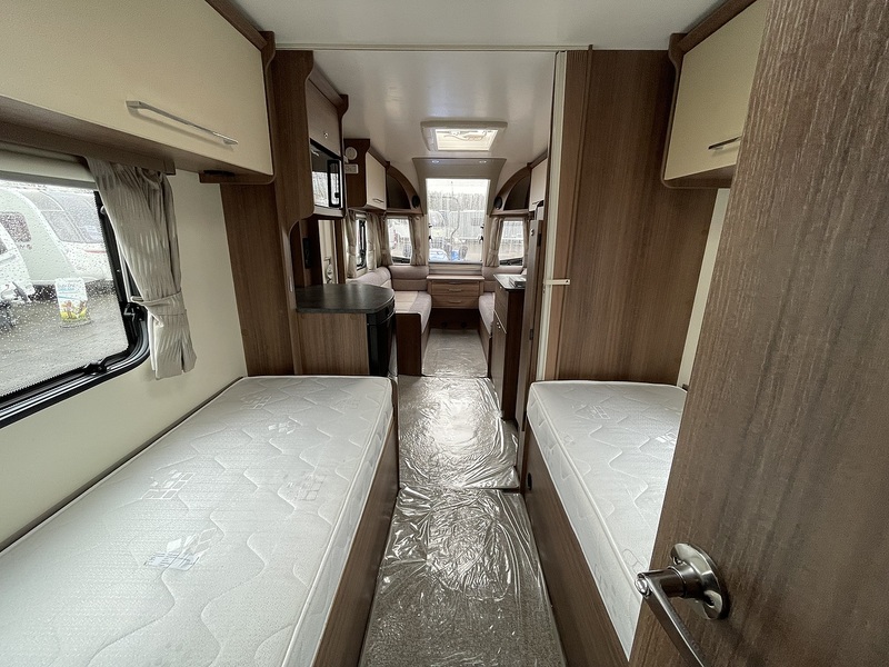 Bailey Phoenix 642 Caravan 2019 Caravan - Large 14