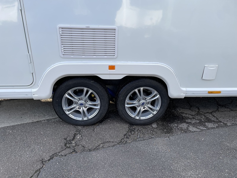 Bailey Unicorn Pamplona 2022 Caravan - Large 18