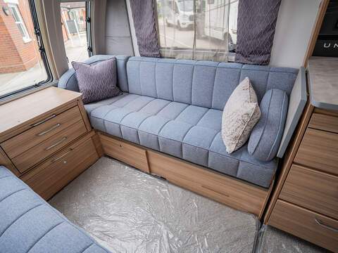 Bailey Unicorn Pamplona Caravan - U2513