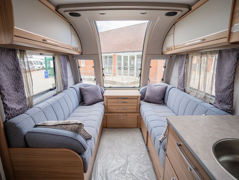 Bailey Unicorn Pamplona Caravan - U2513