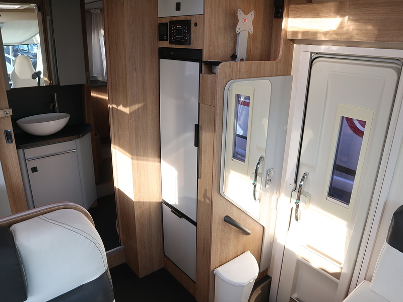 Rollerteam Pegaso 740 2018 Motorhome - Large 13