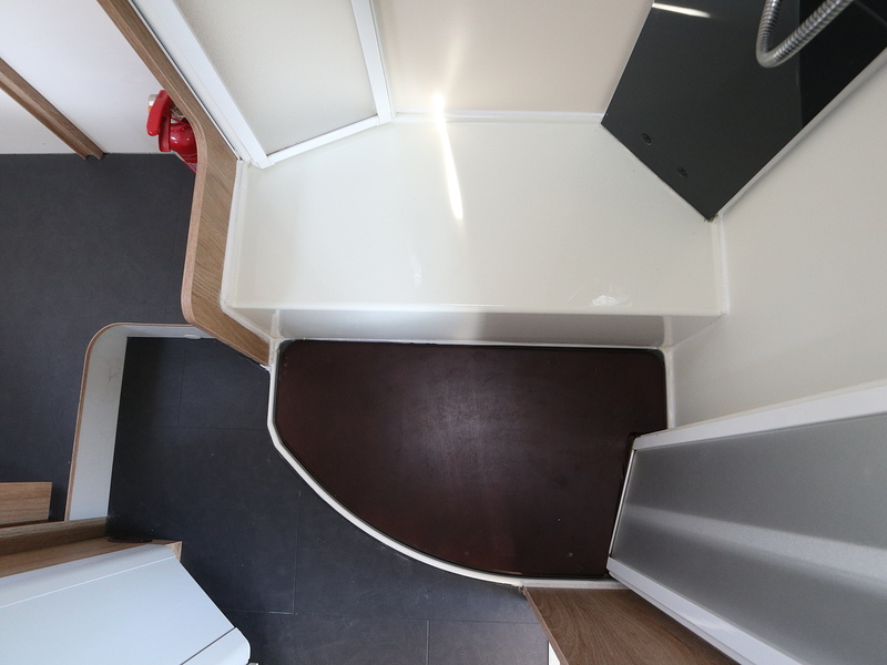 Rollerteam Pegaso 740 2018 Motorhome - Large 18