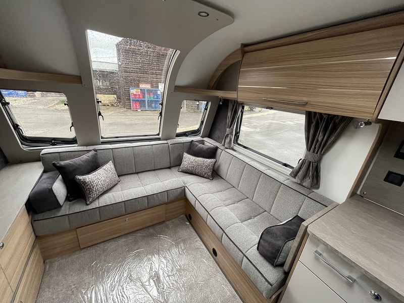 Bailey Pegasus Grande GT75 Bologna 2025 Caravan - Large 4