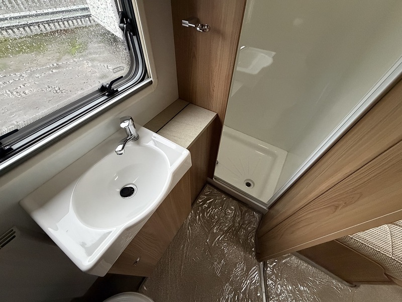 Bailey Unicorn 2015 Madrid - Large 17