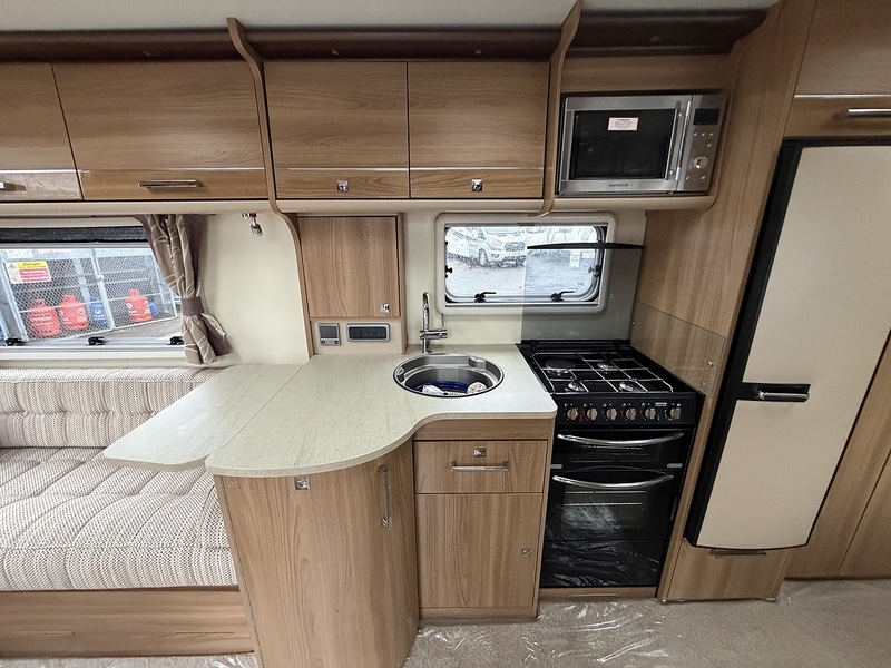 Bailey Unicorn 2015 Madrid - Large 6