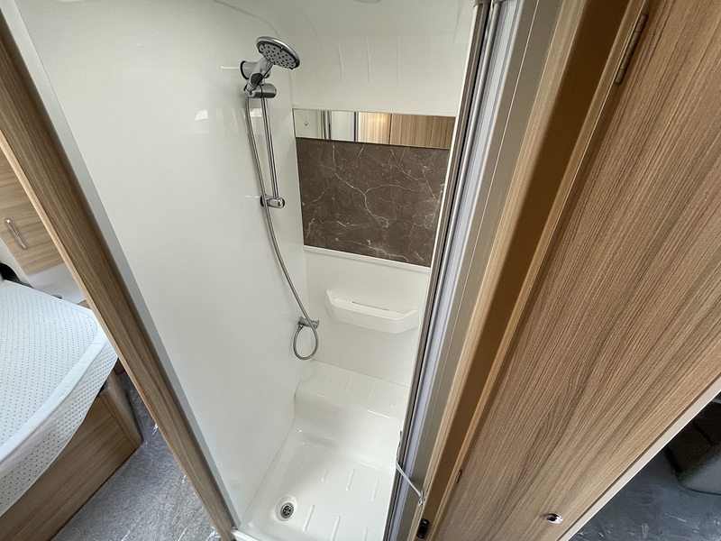 Bailey Alicanto Grande II Porto 2023 Caravan - Large 13