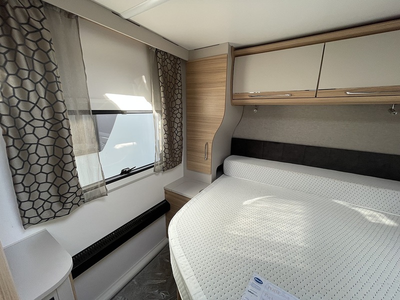 Bailey Alicanto Grande II Porto 2023 Caravan - Large 16
