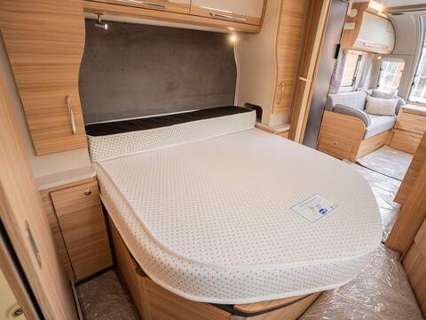 Bailey Unicorn Vigo Caravan - U2525