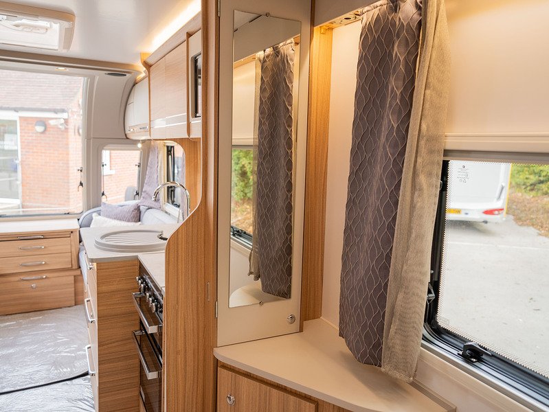 Bailey Unicorn Vigo Caravan - U2525