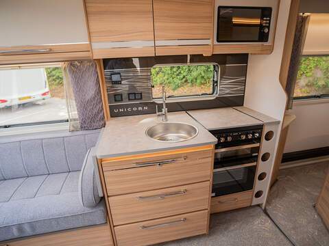 Bailey Unicorn Vigo Caravan - U2525