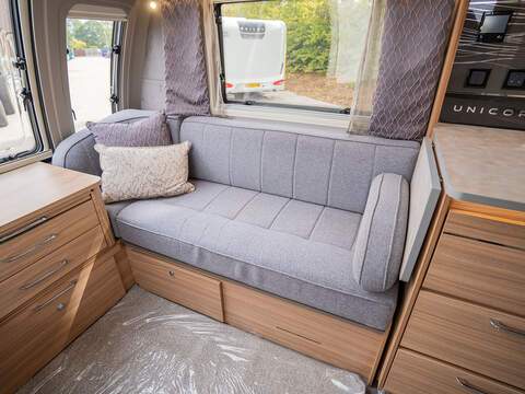 Bailey Unicorn Vigo Caravan - U2525
