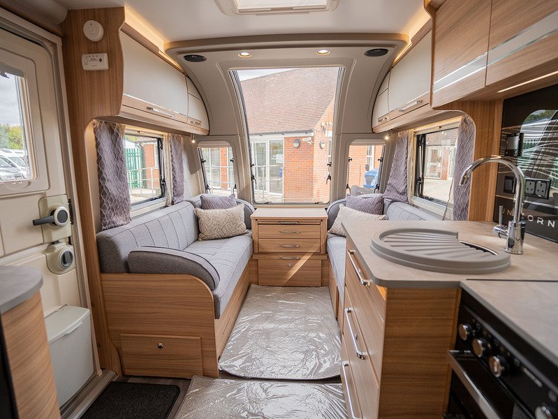 Bailey Unicorn Vigo Caravan - U2525
