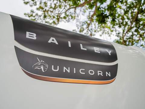 Bailey Unicorn Vigo Caravan - U2525