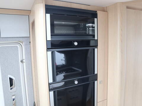 Hymer B-ML I 790 A Class Motorhome - U2528