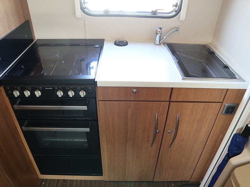 Autotrail Imala 615 Lo-Line 2019 Motorhome - Large 13