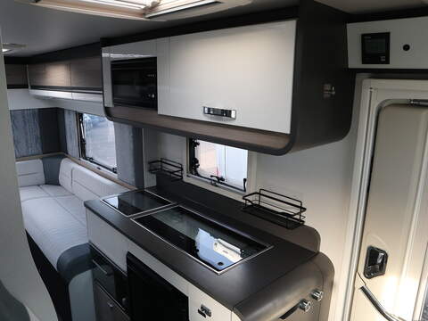 Swift Ascari 372 Motorhome - U2531