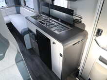 Swift Ascari 372 2024 Motorhome10