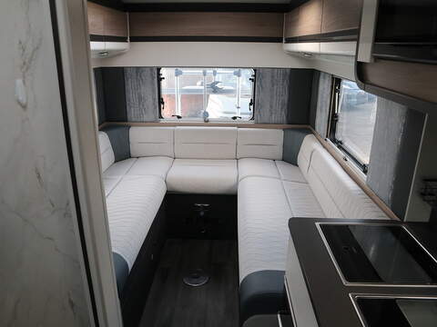 Swift Ascari 372 Motorhome - U2531