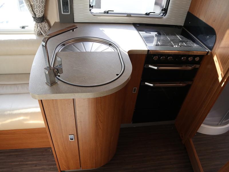 Autotrail Delaware 2017 Motorhome - Large 13