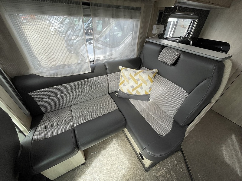 Autotrail F60 2020 Motorhome - Large 7