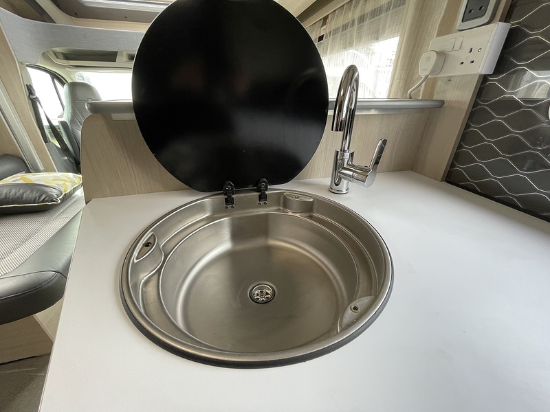 Autotrail F60 2020 Motorhome - Large 12