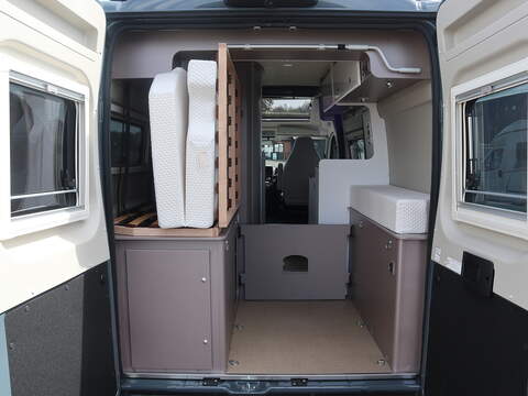 Burstner Eliseo C 540 Campervan - U2535