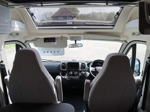Burstner Eliseo C 540 Campervan - U2535