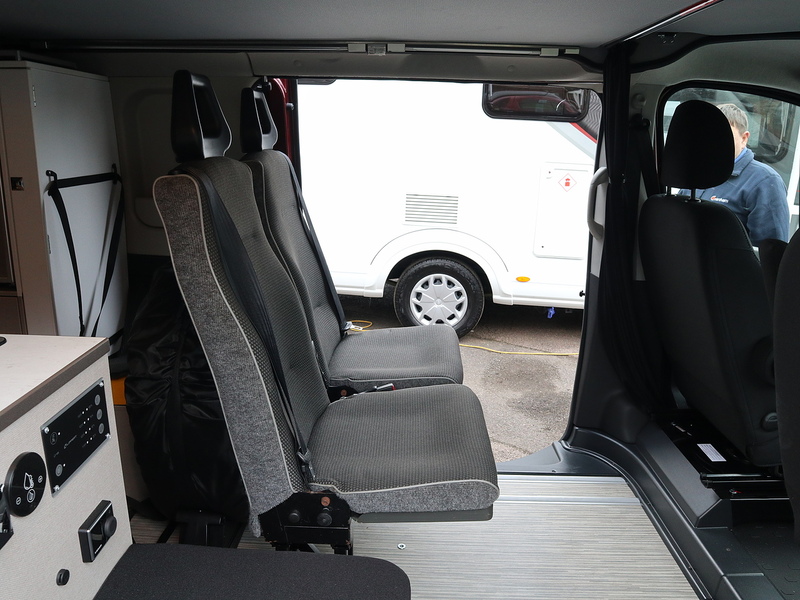 Burstner Playa C 530  Campervan - Large 19