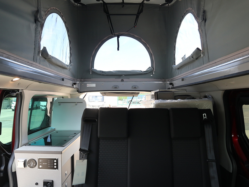 Burstner Playa C 530  Campervan - Large 14