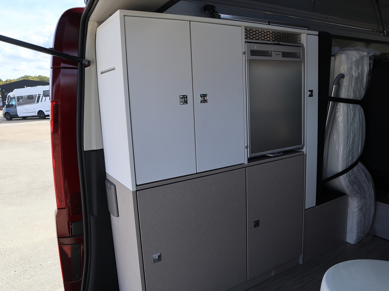 Burstner Playa C 530  Campervan - Large 25