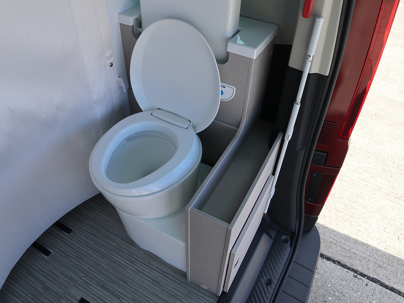 Burstner Playa C 530  Campervan - Large 33