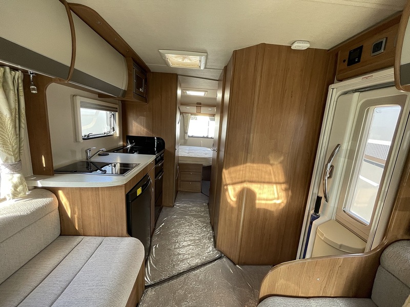 Autotrail Imala 2017 732 - Large 2