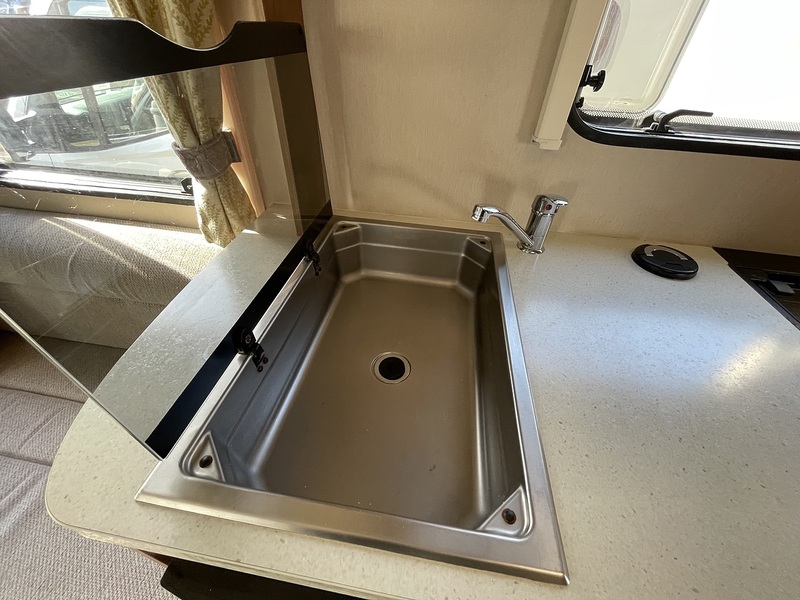 Autotrail Imala 2017 732 - Large 10