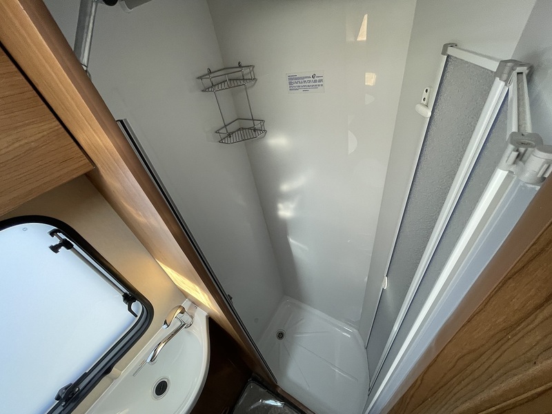 Autotrail Imala 2017 732 - Large 16