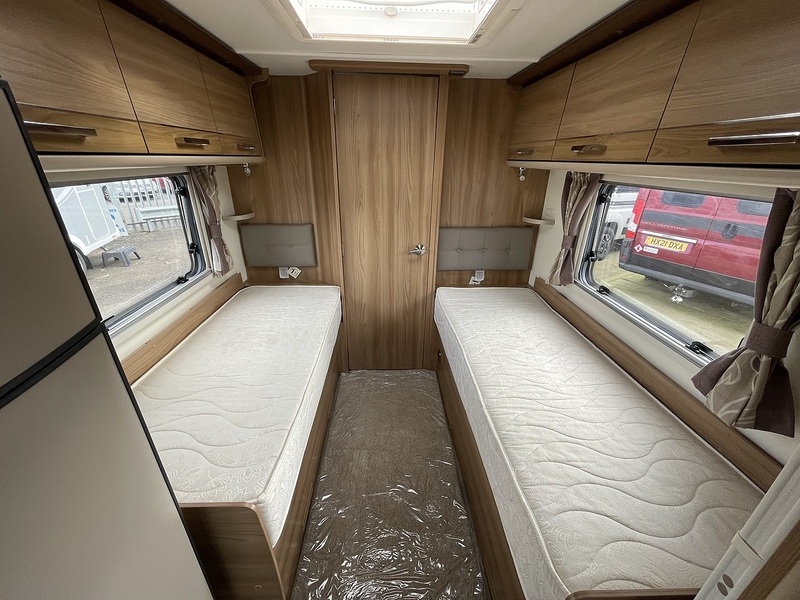 Bailey Unicorn Cordoba 2017 Caravan - Large 13